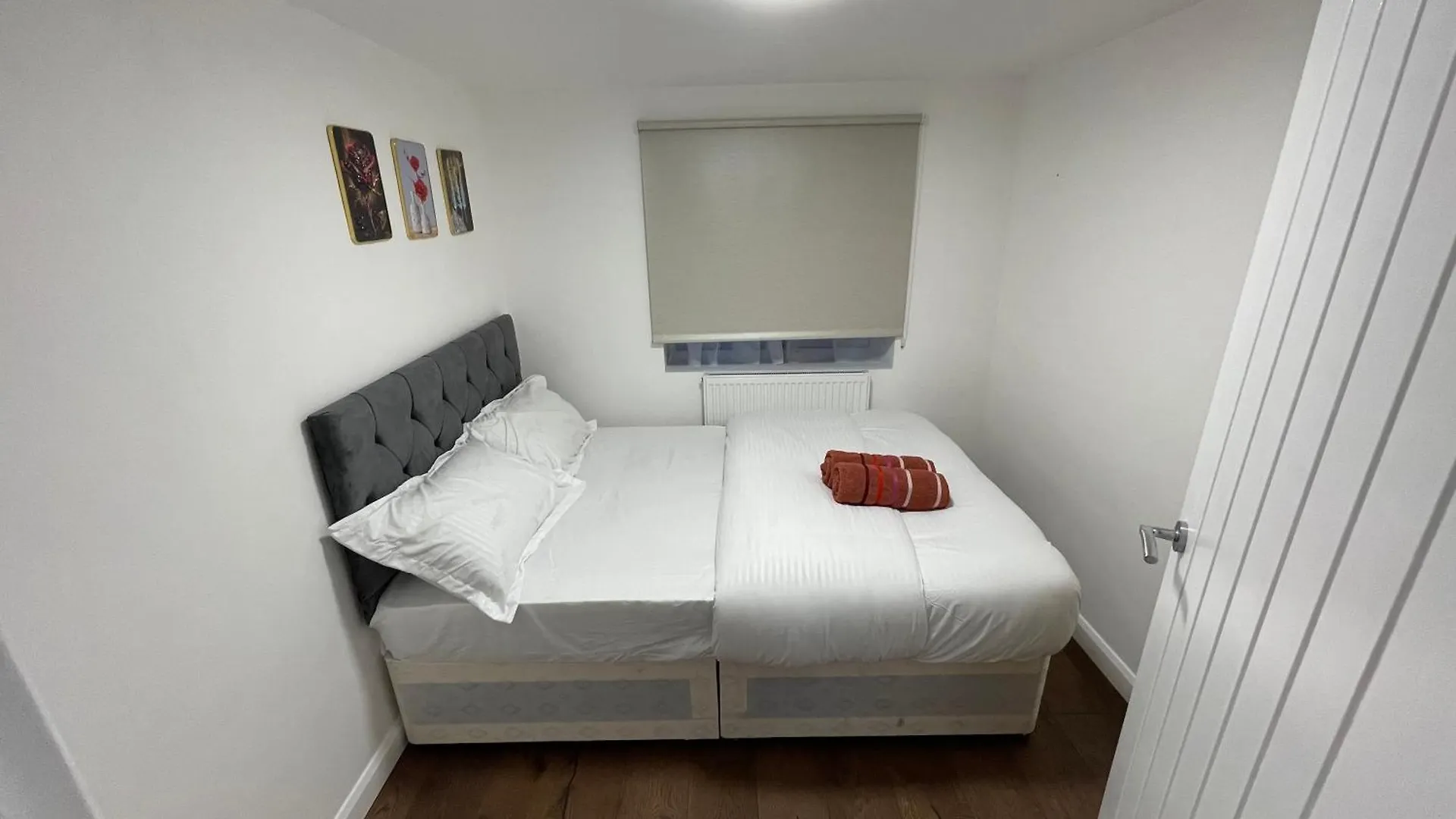 London Two Bedroom Central Location Modern Flat Stratford Apartment