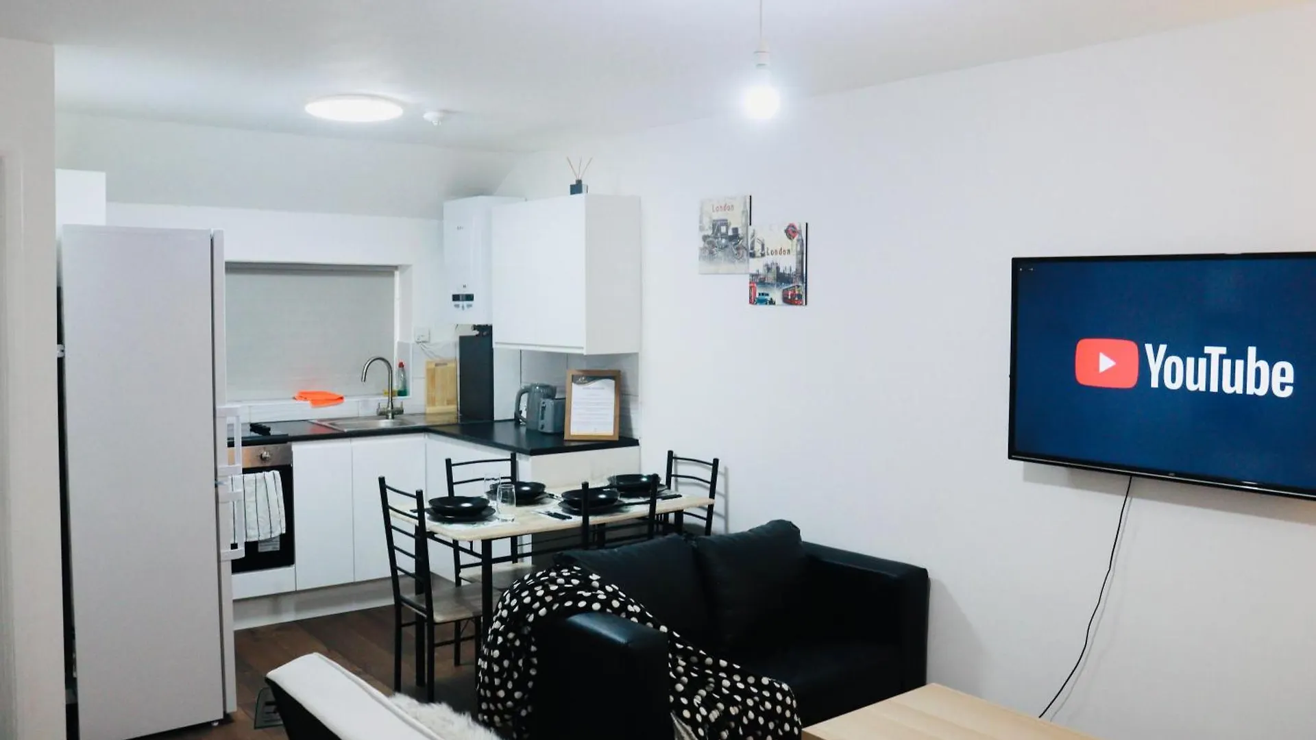 London Two Bedroom Central Location Modern Flat Stratford United Kingdom