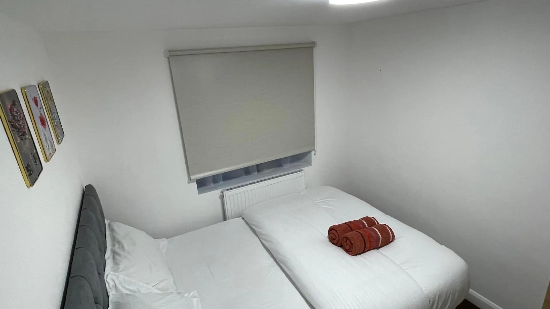 London Two Bedroom Central Location Modern Flat Stratford 0*,